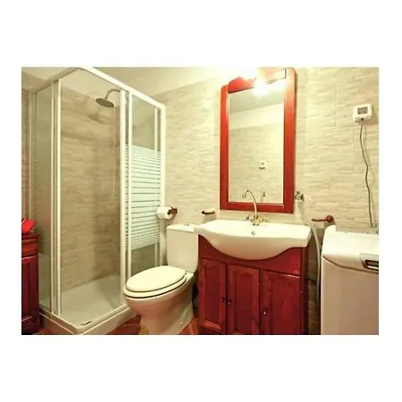 Alexander Comfortable Vila Kastel